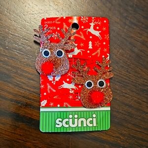 🦋5/$15 Reindeer Hair Clips NWT